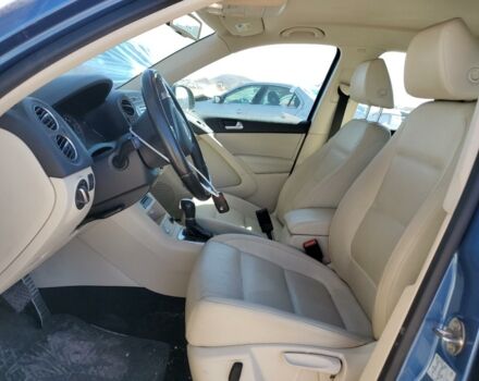 Синий Фольксваген Тигуан, объемом двигателя 2 л и пробегом 103 тыс. км за 9500 $, фото 6 на Automoto.ua