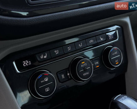 Синий Фольксваген Тигуан, объемом двигателя 2 л и пробегом 253 тыс. км за 22500 $, фото 33 на Automoto.ua