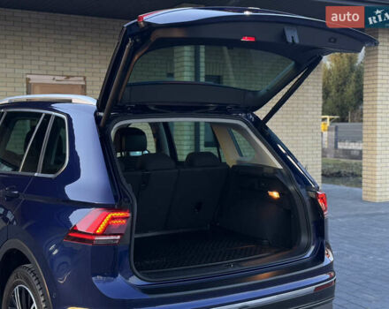 Синий Фольксваген Тигуан, объемом двигателя 2 л и пробегом 253 тыс. км за 22600 $, фото 53 на Automoto.ua