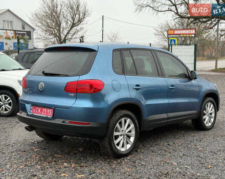 Синій Фольксваген Тігуан, об'ємом двигуна 2 л та пробігом 134 тис. км за 12300 $, фото 4 на Automoto.ua