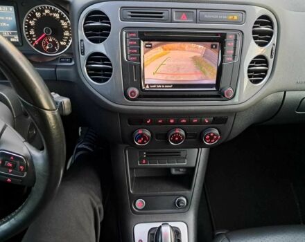 Синій Фольксваген Тігуан, об'ємом двигуна 2 л та пробігом 162 тис. км за 13300 $, фото 11 на Automoto.ua