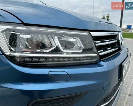Синій Фольксваген Тігуан, об'ємом двигуна 1.98 л та пробігом 210 тис. км за 15400 $, фото 51 на Automoto.ua