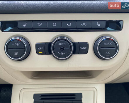 Синій Фольксваген Тігуан, об'ємом двигуна 2 л та пробігом 149 тис. км за 16950 $, фото 72 на Automoto.ua