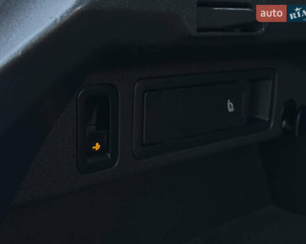 Синий Фольксваген Тигуан, объемом двигателя 2 л и пробегом 253 тыс. км за 22600 $, фото 56 на Automoto.ua