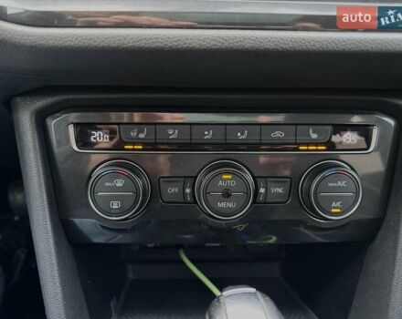 Синий Фольксваген Тигуан, объемом двигателя 1.98 л и пробегом 108 тыс. км за 20999 $, фото 40 на Automoto.ua