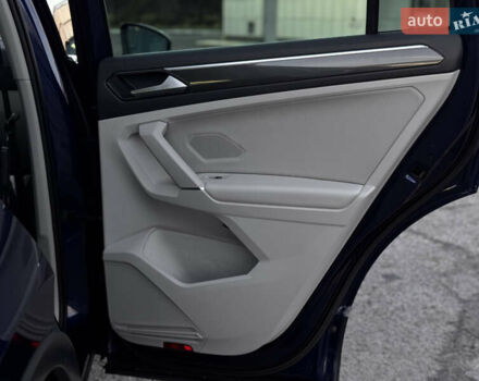 Синий Фольксваген Тигуан, объемом двигателя 2 л и пробегом 253 тыс. км за 22500 $, фото 41 на Automoto.ua