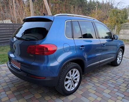 Синій Фольксваген Тігуан, об'ємом двигуна 2 л та пробігом 162 тис. км за 13300 $, фото 4 на Automoto.ua