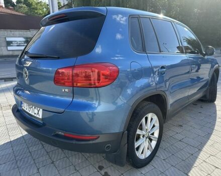 Синій Фольксваген Тігуан, об'ємом двигуна 2 л та пробігом 77 тис. км за 14500 $, фото 4 на Automoto.ua