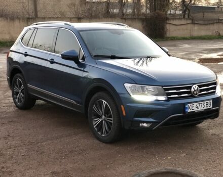 Синий Фольксваген Тигуан, объемом двигателя 2 л и пробегом 169 тыс. км за 19500 $, фото 1 на Automoto.ua
