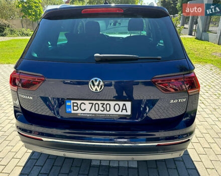 Синій Фольксваген Тігуан, об'ємом двигуна 1.98 л та пробігом 260 тис. км за 22300 $, фото 3 на Automoto.ua