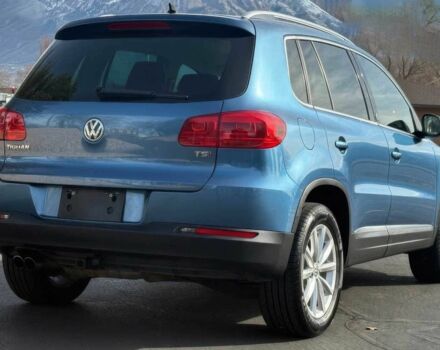 Синій Фольксваген Тігуан, об'ємом двигуна 2 л та пробігом 62 тис. км за 2000 $, фото 5 на Automoto.ua