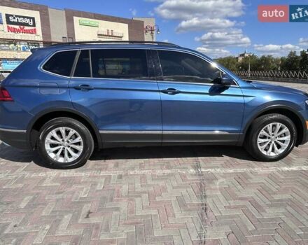 Синій Фольксваген Тігуан, об'ємом двигуна 1.98 л та пробігом 118 тис. км за 18700 $, фото 4 на Automoto.ua