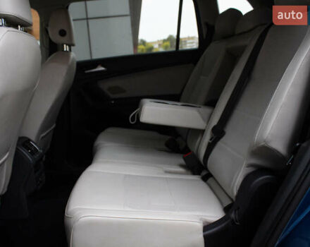 Синий Фольксваген Тигуан, объемом двигателя 2 л и пробегом 140 тыс. км за 18000 $, фото 9 на Automoto.ua