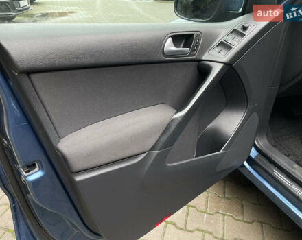 Синій Фольксваген Тігуан, об'ємом двигуна 1.98 л та пробігом 178 тис. км за 13900 $, фото 7 на Automoto.ua