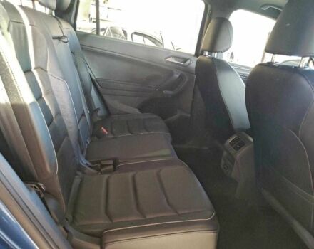 Синій Фольксваген Тігуан, об'ємом двигуна 2 л та пробігом 126 тис. км за 2900 $, фото 10 на Automoto.ua