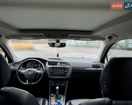 Синій Фольксваген Тігуан, об'ємом двигуна 2 л та пробігом 108 тис. км за 21700 $, фото 51 на Automoto.ua