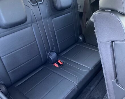 Синий Фольксваген Тигуан, объемом двигателя 2 л и пробегом 160 тыс. км за 15900 $, фото 12 на Automoto.ua