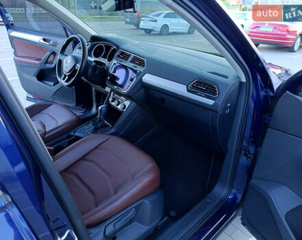 Синий Фольксваген Тигуан, объемом двигателя 1.98 л и пробегом 93 тыс. км за 27000 $, фото 29 на Automoto.ua