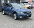 Синий Фольксваген Тигуан, объемом двигателя 2 л и пробегом 152 тыс. км за 16500 $, фото 1 на Automoto.ua
