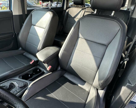 Синий Фольксваген Тигуан, объемом двигателя 2 л и пробегом 233 тыс. км за 15700 $, фото 6 на Automoto.ua