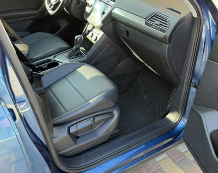 Синій Фольксваген Тігуан, об'ємом двигуна 1.98 л та пробігом 76 тис. км за 19500 $, фото 10 на Automoto.ua