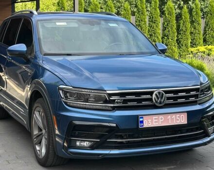 Синій Фольксваген Тігуан, об'ємом двигуна 2 л та пробігом 200 тис. км за 17999 $, фото 1 на Automoto.ua