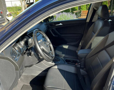 Синій Фольксваген Тігуан, об'ємом двигуна 1.98 л та пробігом 76 тис. км за 19500 $, фото 18 на Automoto.ua