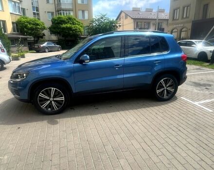 Синій Фольксваген Тігуан, об'ємом двигуна 2 л та пробігом 151 тис. км за 13200 $, фото 3 на Automoto.ua