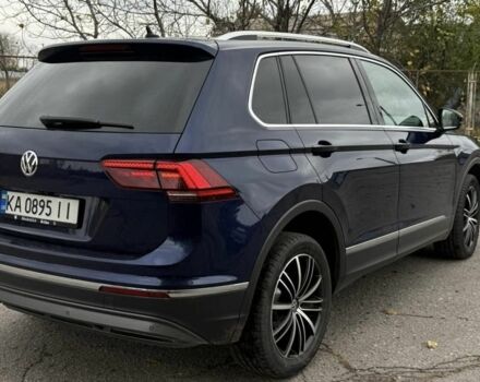 Синій Фольксваген Тігуан, об'ємом двигуна 2 л та пробігом 234 тис. км за 28400 $, фото 2 на Automoto.ua