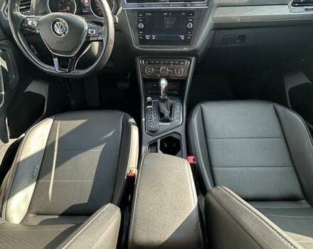 Синий Фольксваген Тигуан, объемом двигателя 2 л и пробегом 233 тыс. км за 15700 $, фото 9 на Automoto.ua