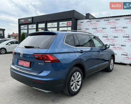 Синій Фольксваген Тігуан, об'ємом двигуна 2 л та пробігом 120 тис. км за 18500 $, фото 7 на Automoto.ua