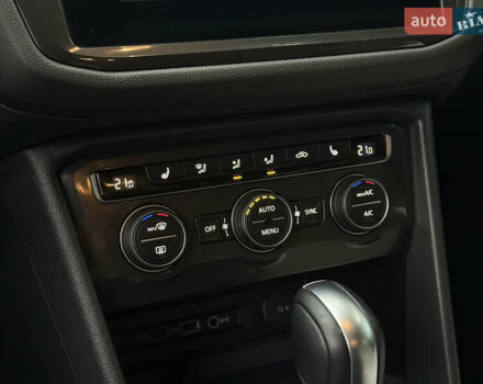 Синий Фольксваген Тигуан, объемом двигателя 1.98 л и пробегом 103 тыс. км за 18999 $, фото 32 на Automoto.ua