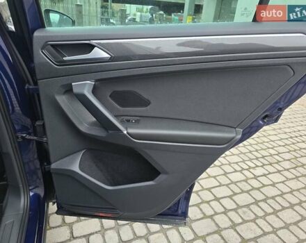 Синий Фольксваген Тигуан, объемом двигателя 2 л и пробегом 81 тыс. км за 27800 $, фото 46 на Automoto.ua