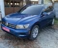 Синий Фольксваген Тигуан, объемом двигателя 2 л и пробегом 160 тыс. км за 15900 $, фото 1 на Automoto.ua