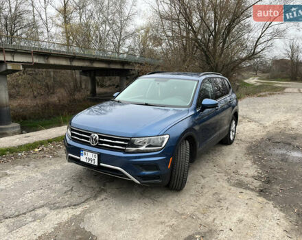 Синій Фольксваген Тігуан, об'ємом двигуна 1.98 л та пробігом 207 тис. км за 16000 $, фото 3 на Automoto.ua