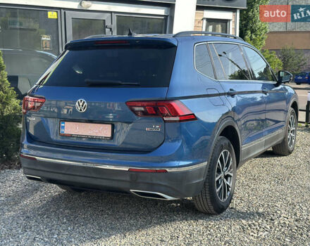 Синий Фольксваген Тигуан, объемом двигателя 2 л и пробегом 233 тыс. км за 15700 $, фото 4 на Automoto.ua