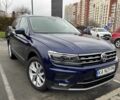 Синий Фольксваген Тигуан, объемом двигателя 2 л и пробегом 101 тыс. км за 25500 $, фото 1 на Automoto.ua