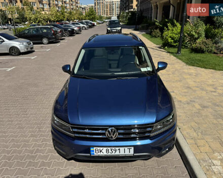 Синій Фольксваген Тігуан, об'ємом двигуна 2 л та пробігом 55 тис. км за 18500 $, фото 1 на Automoto.ua