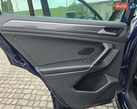 Синий Фольксваген Тигуан, объемом двигателя 2 л и пробегом 81 тыс. км за 27800 $, фото 34 на Automoto.ua