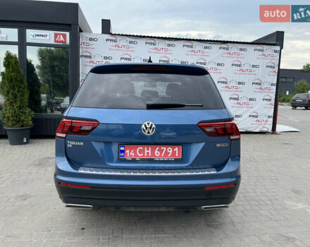 Синій Фольксваген Тігуан, об'ємом двигуна 2 л та пробігом 120 тис. км за 18500 $, фото 6 на Automoto.ua
