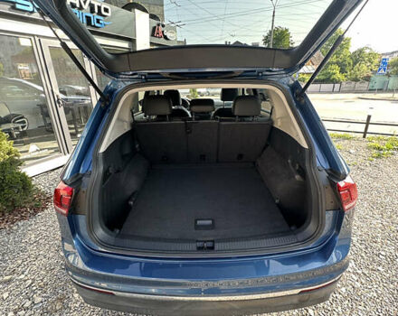 Синий Фольксваген Тигуан, объемом двигателя 2 л и пробегом 233 тыс. км за 15700 $, фото 5 на Automoto.ua