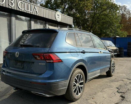 Синий Фольксваген Тигуан, объемом двигателя 2 л и пробегом 128 тыс. км за 18500 $, фото 3 на Automoto.ua