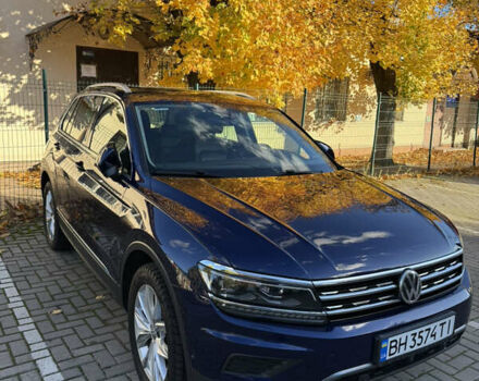 Синий Фольксваген Тигуан, объемом двигателя 2 л и пробегом 74 тыс. км за 30000 $, фото 1 на Automoto.ua