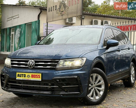 Синий Фольксваген Тигуан, объемом двигателя 1.98 л и пробегом 103 тыс. км за 18999 $, фото 1 на Automoto.ua