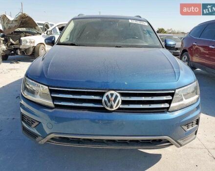 Синий Фольксваген Тигуан, объемом двигателя 2 л и пробегом 152 тыс. км за 4500 $, фото 4 на Automoto.ua