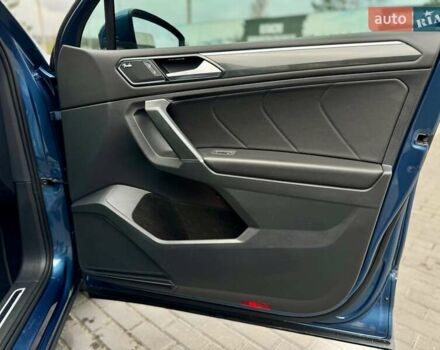 Синій Фольксваген Тігуан, об'ємом двигуна 2 л та пробігом 108 тис. км за 21700 $, фото 32 на Automoto.ua