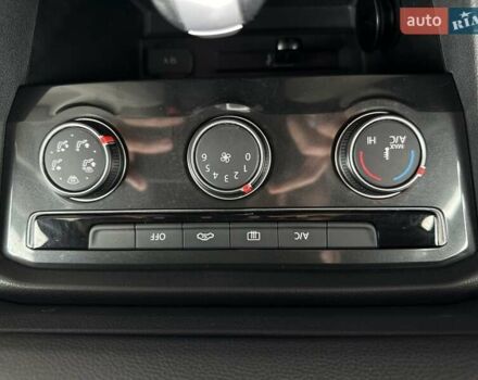 Синий Фольксваген Тигуан, объемом двигателя 2 л и пробегом 152 тыс. км за 16500 $, фото 30 на Automoto.ua