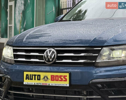 Синий Фольксваген Тигуан, объемом двигателя 1.98 л и пробегом 103 тыс. км за 18999 $, фото 3 на Automoto.ua