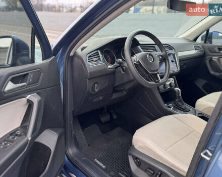 Синий Фольксваген Тигуан, объемом двигателя 1.98 л и пробегом 105 тыс. км за 18350 $, фото 11 на Automoto.ua