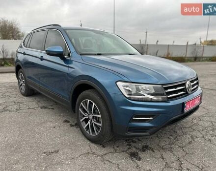 Синий Фольксваген Тигуан, объемом двигателя 2 л и пробегом 213 тыс. км за 17800 $, фото 3 на Automoto.ua